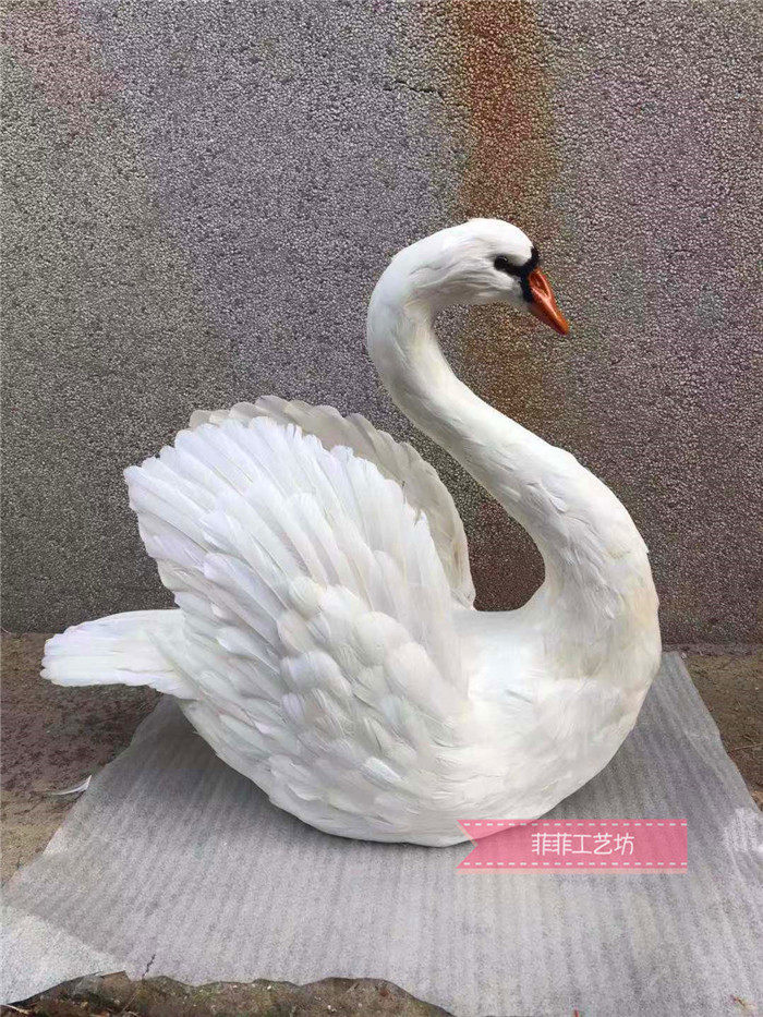 仿真天鹅婚庆影视拍摄道具天鹅模型羽毛白天鹅主题舞台园林装饰