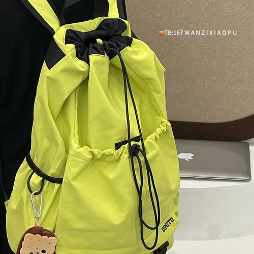 这颜色真是好看的呢！束口书包