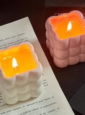 奶油风欧式陶瓷高级感小摆件香薰蜡烛高颜值装饰品氛围感可爱卧室