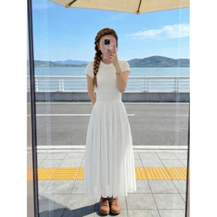 奢华2026夏季新款小个子穿搭极简风显瘦休闲慵懒白色长款连衣裙女