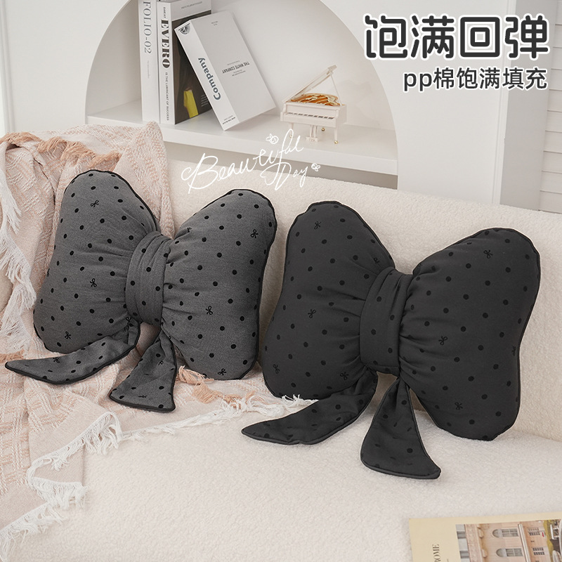 简约黑色波点蝴蝶结沙发抱枕家居装饰品办公室柔软舒适座椅腰靠