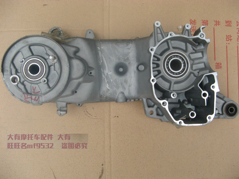 丽彩QS125T-2韵彩QS100T摩托车发动机箱体 左箱体曲轴箱 左偏箱