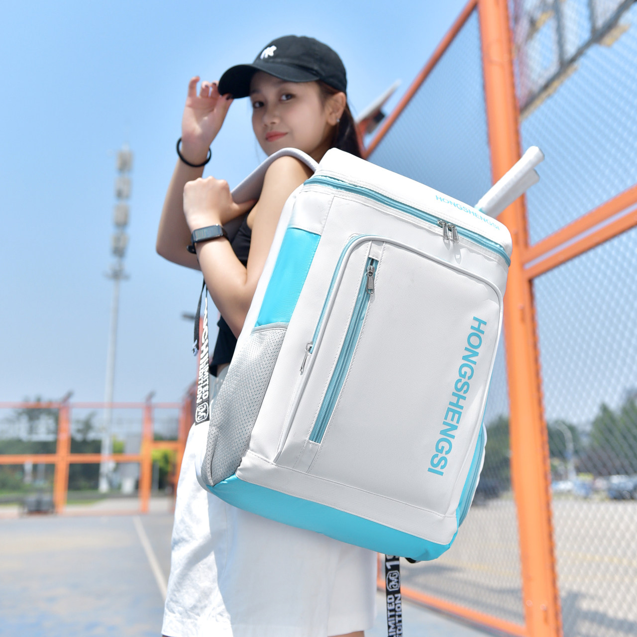 新羽毛球包双肩背包男女款大容量运动包专业训练包网球拍健身包袋