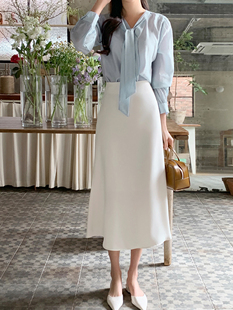 白色西装 半身裙斜裁鱼尾裙2026春气质包臀裙荷叶边a字长裙 中长款