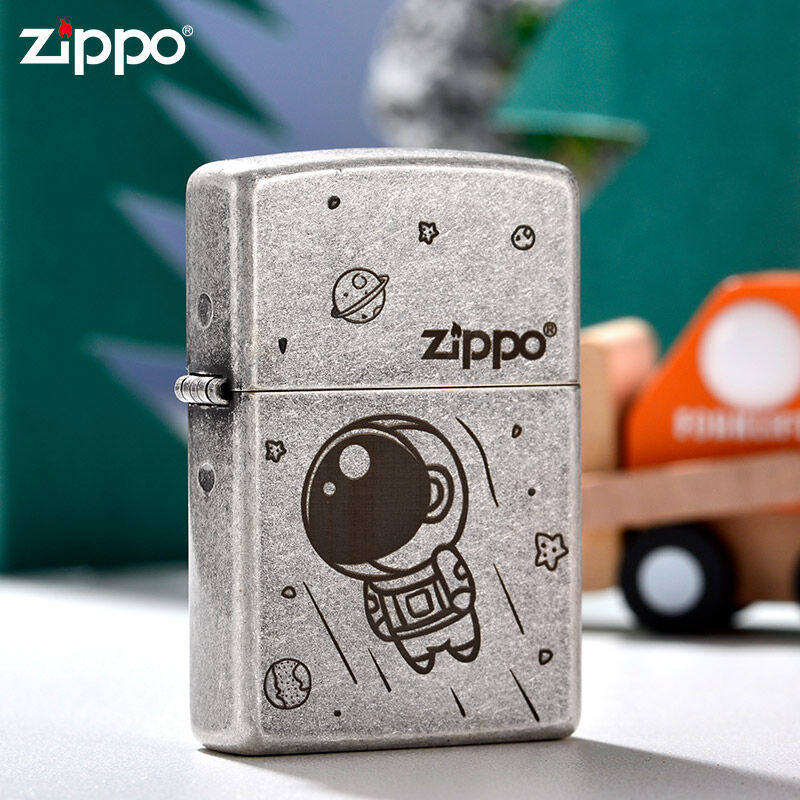 Zippo打火机正版 古银蚀刻星空宇航员 送男友礼物 ZPPO防风煤油机