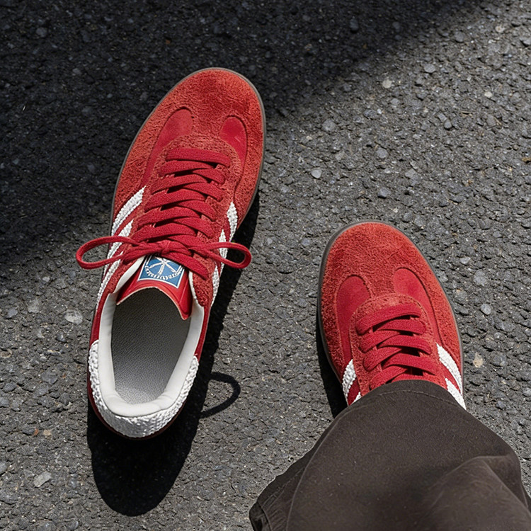 德国正品经典真皮德训鞋男女款2026情侣百搭休闲厚底增高运动板鞋,流行男鞋,德训鞋,淘宝优惠券,粉丝福利购,淘宝优惠卷