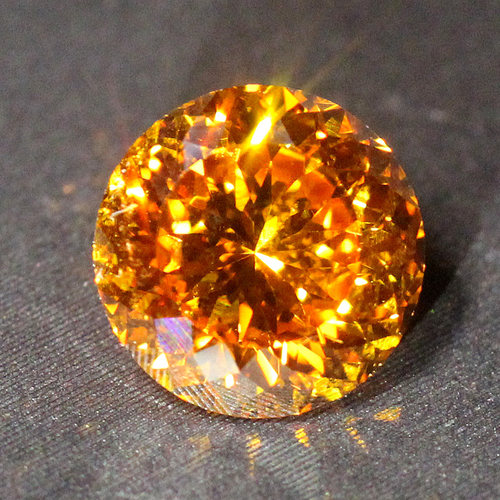 圆形星空切芬达石裸石戒面尖底