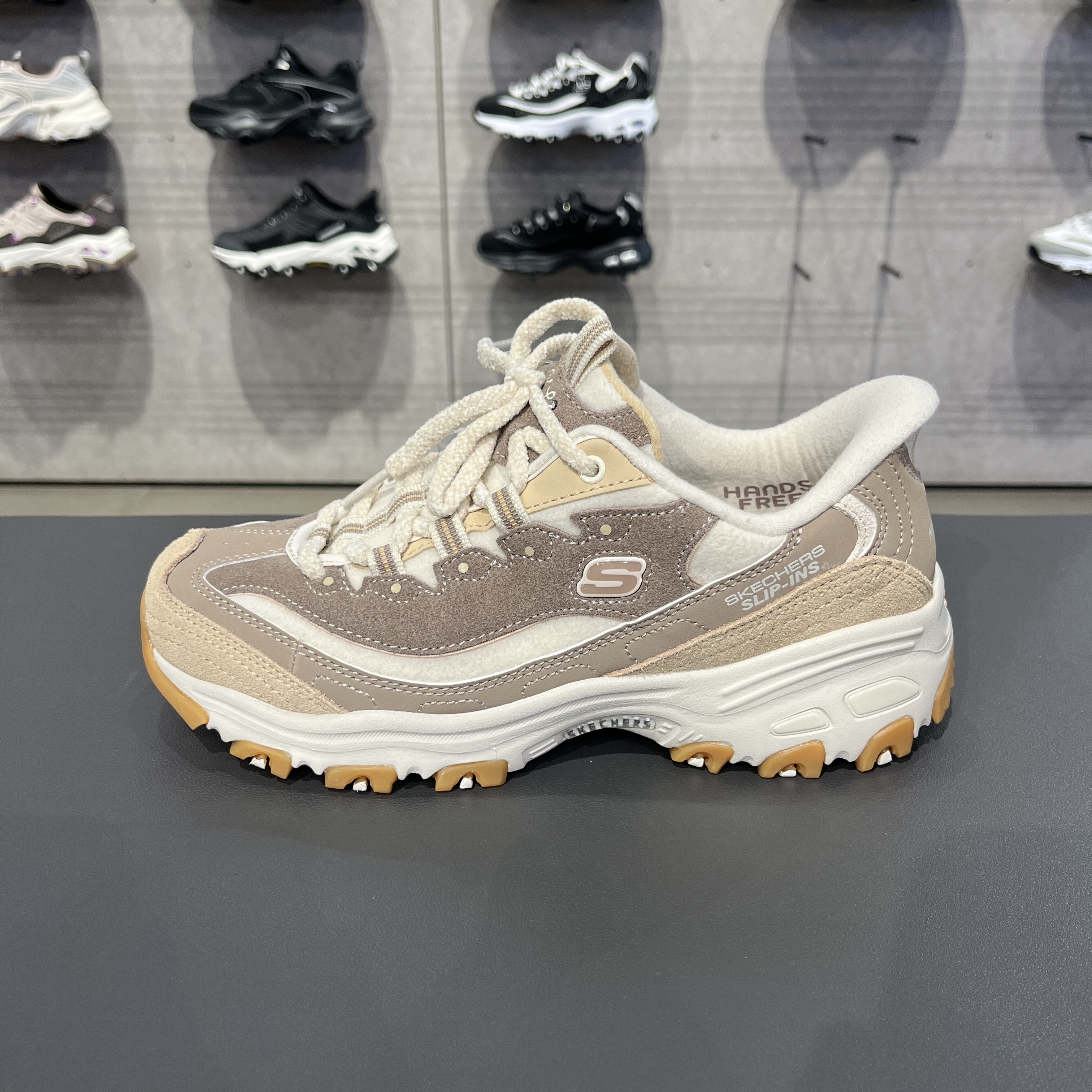 Skechers斯凯奇女士秋冬加绒闪穿熊猫鞋保暖轻质透气老爹鞋150558