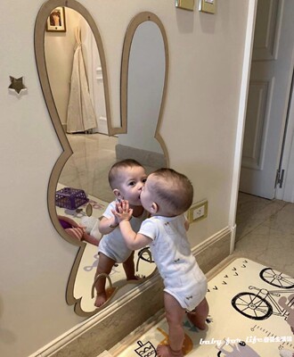 儿童房亚克力镜子宝宝拍照道具