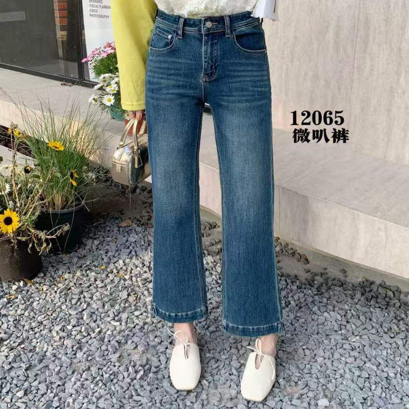 2025春夏新款中高腰显瘦显高牛仔裤女四面弹微喇裤