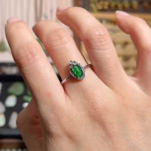 a货绿翡翠叶子事业有成戒指