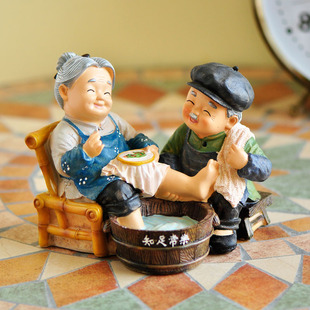 客厅电视柜装饰老人家工艺品树脂家居饰品摆件结婚礼物酒柜红木