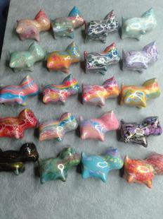 大漆小奶狗檀木飘漆奶狗新款大漆礼品送扣头包挂件钥匙扣