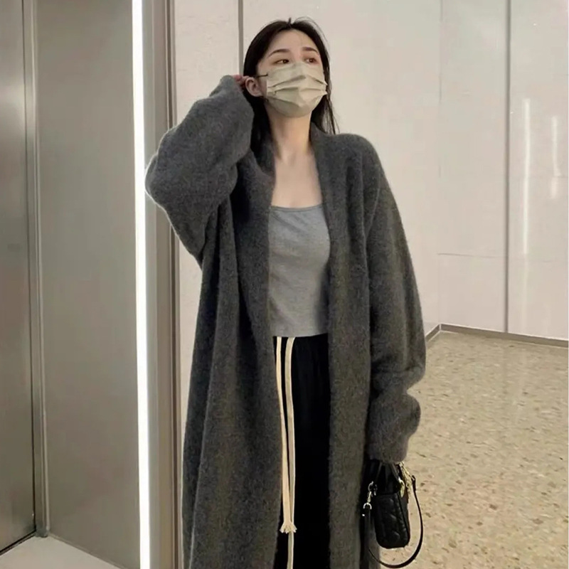 慵懒风复古中长款毛衣开衫女秋冬新款小众设计感过膝针织衫外套潮