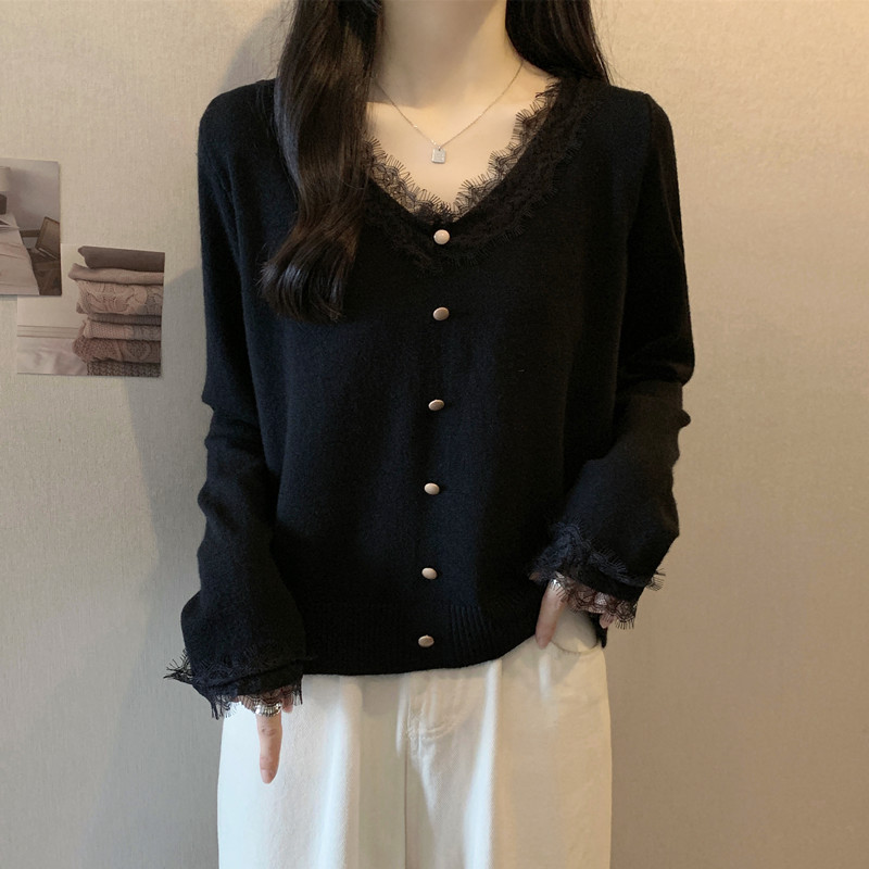 胖mm秋装大码女装新款蕾丝拼接设计感针织衫显瘦宽松洋气上衣