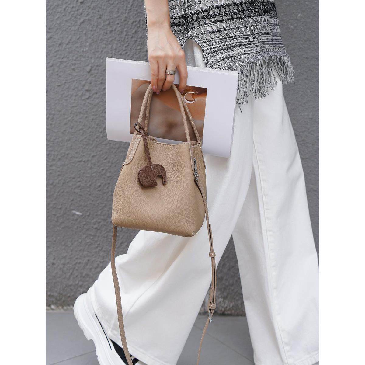 新款牛皮菜篮子水桶包2024秋时尚女包高级感单肩斜挎手提包妈妈包,箱包皮具/热销女包/男包,水桶包,淘宝优惠券,粉丝福利购,淘宝优惠卷