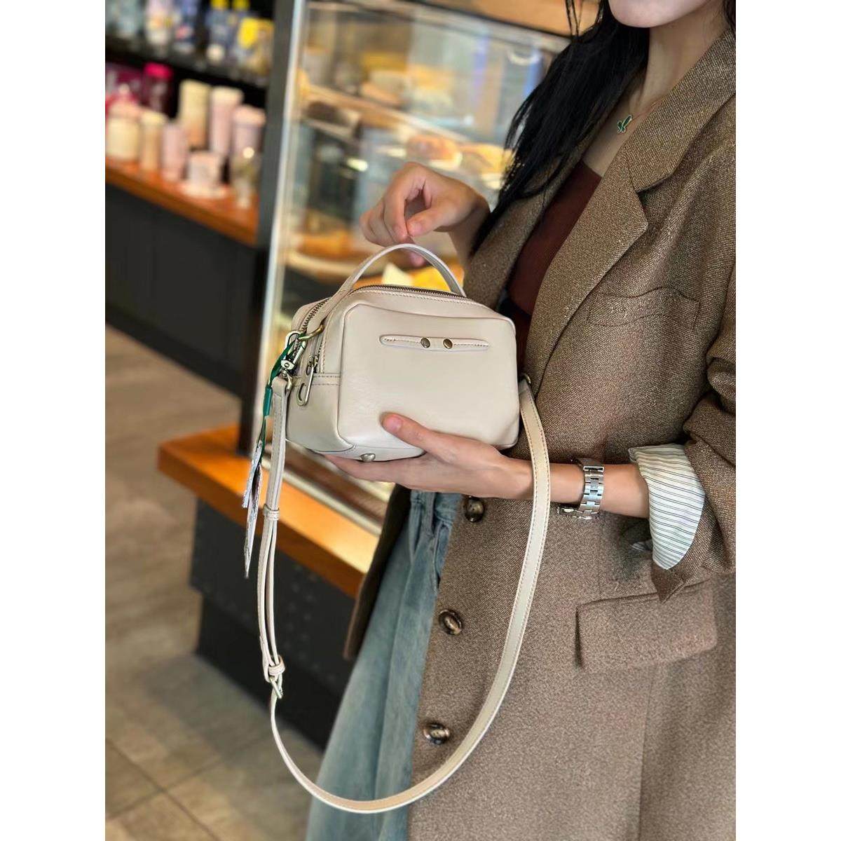 包包女新款2023小众女士斜挎包女包迷你小包百搭真皮单肩小方包夏,箱包皮具/热销女包/男包,小方包,淘宝优惠券,粉丝福利购,淘宝优惠卷