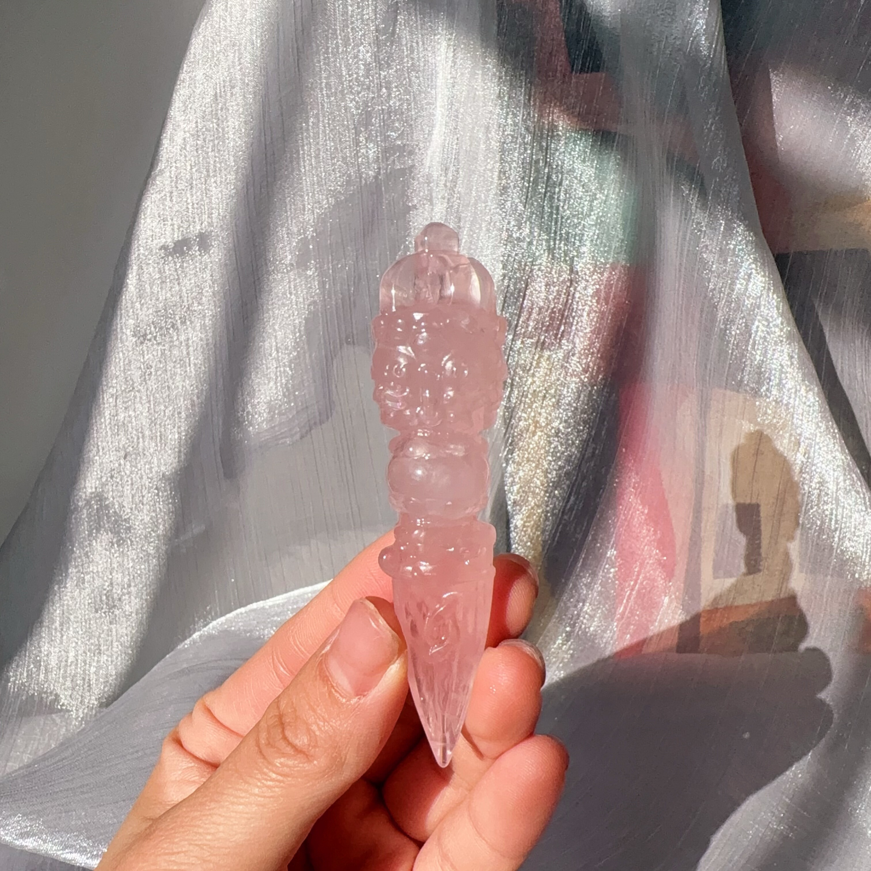 天然粉水晶粉润玉透普巴金刚橛原石雕刻藏传法器金刚降魔杵摆件