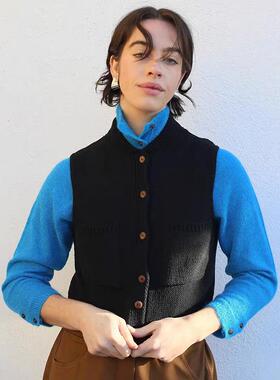 特价清仓2025早春百搭不对称纽扣大口袋针织背心立领短马甲