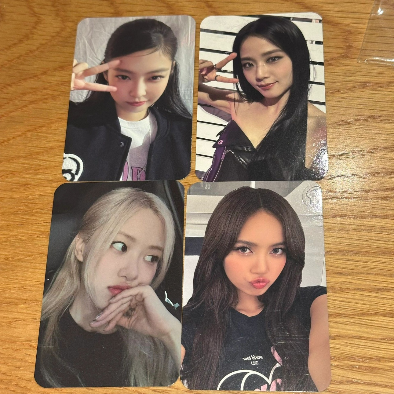 粉墨首尔终场金智秀演唱会满额卡