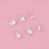 精工迷你小蝴蝶挂件小花挂坠吊坠S925纯银水晶手链DIY银配件