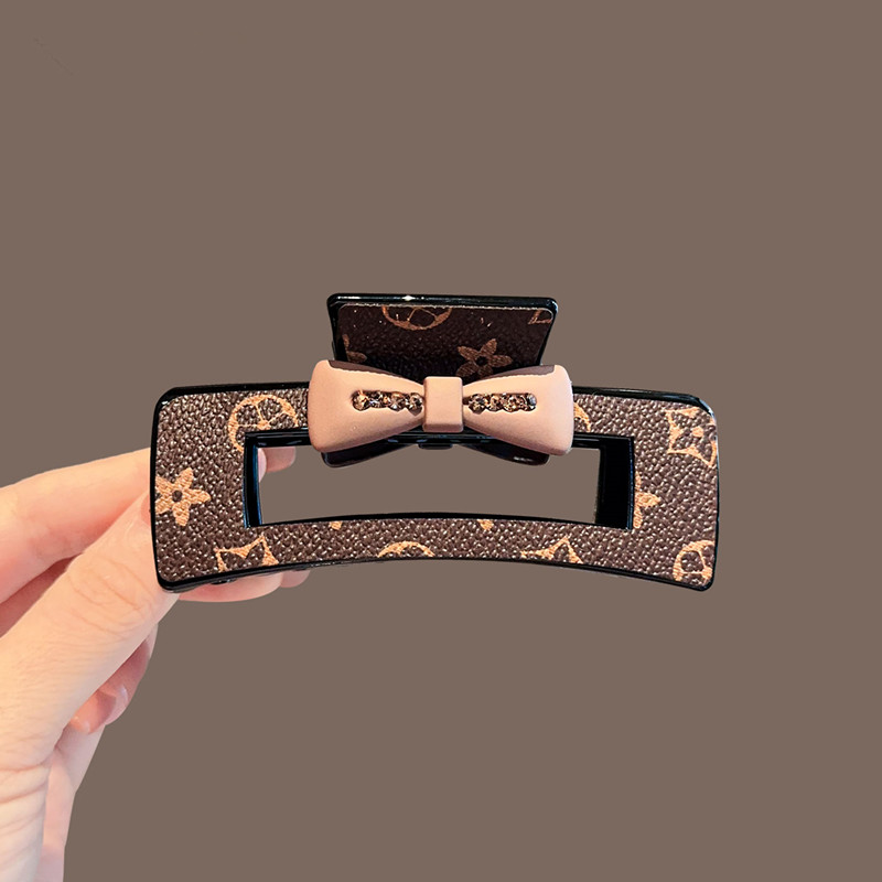 高级感复古蝴蝶结方形法式皮质抓夹女大号盘发鲨鱼夹发饰发爪