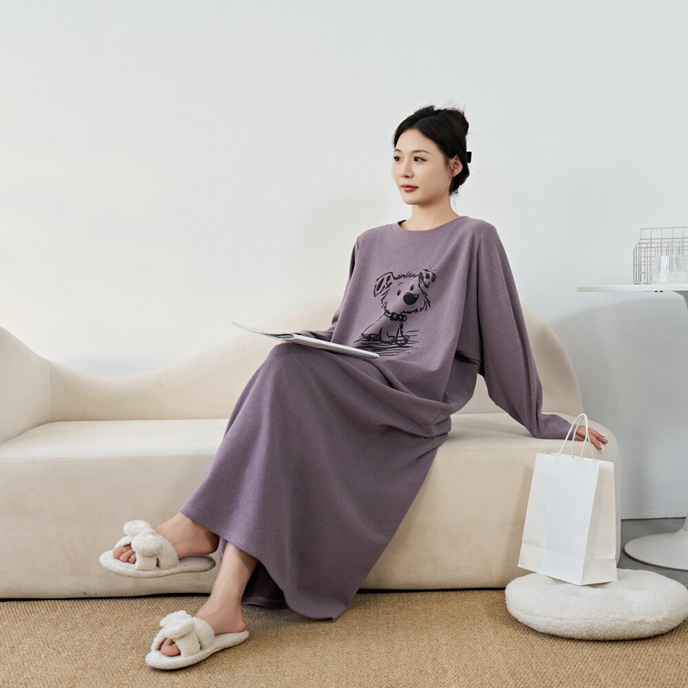 2026秋冬大码睡衣女保暖德绒拖地长裙圆领套头休闲家居服外穿睡裙