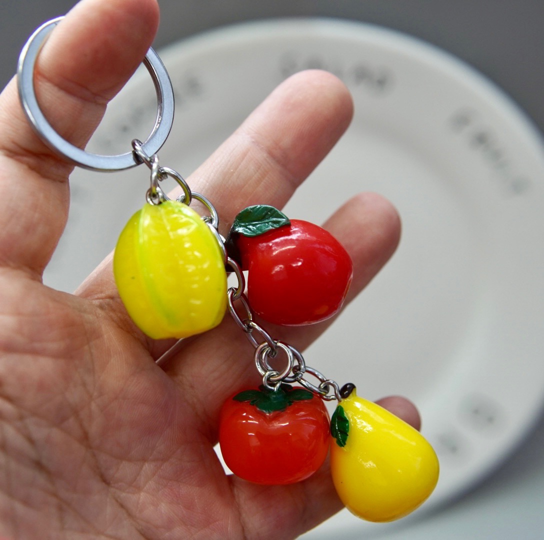 钥匙扣女可爱卡通树脂水果杨桃汽车钥匙扣书包挂件小饰品高颜值