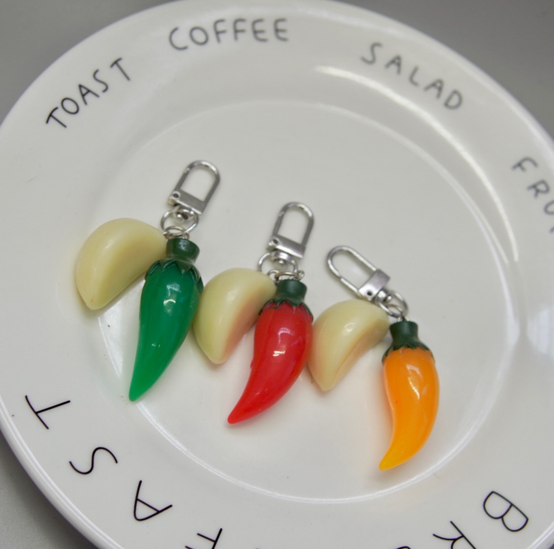 仿真大蒜小辣椒喜庆饰品钥匙扣创意白菜红辣椒挂件钥匙圈配件礼品