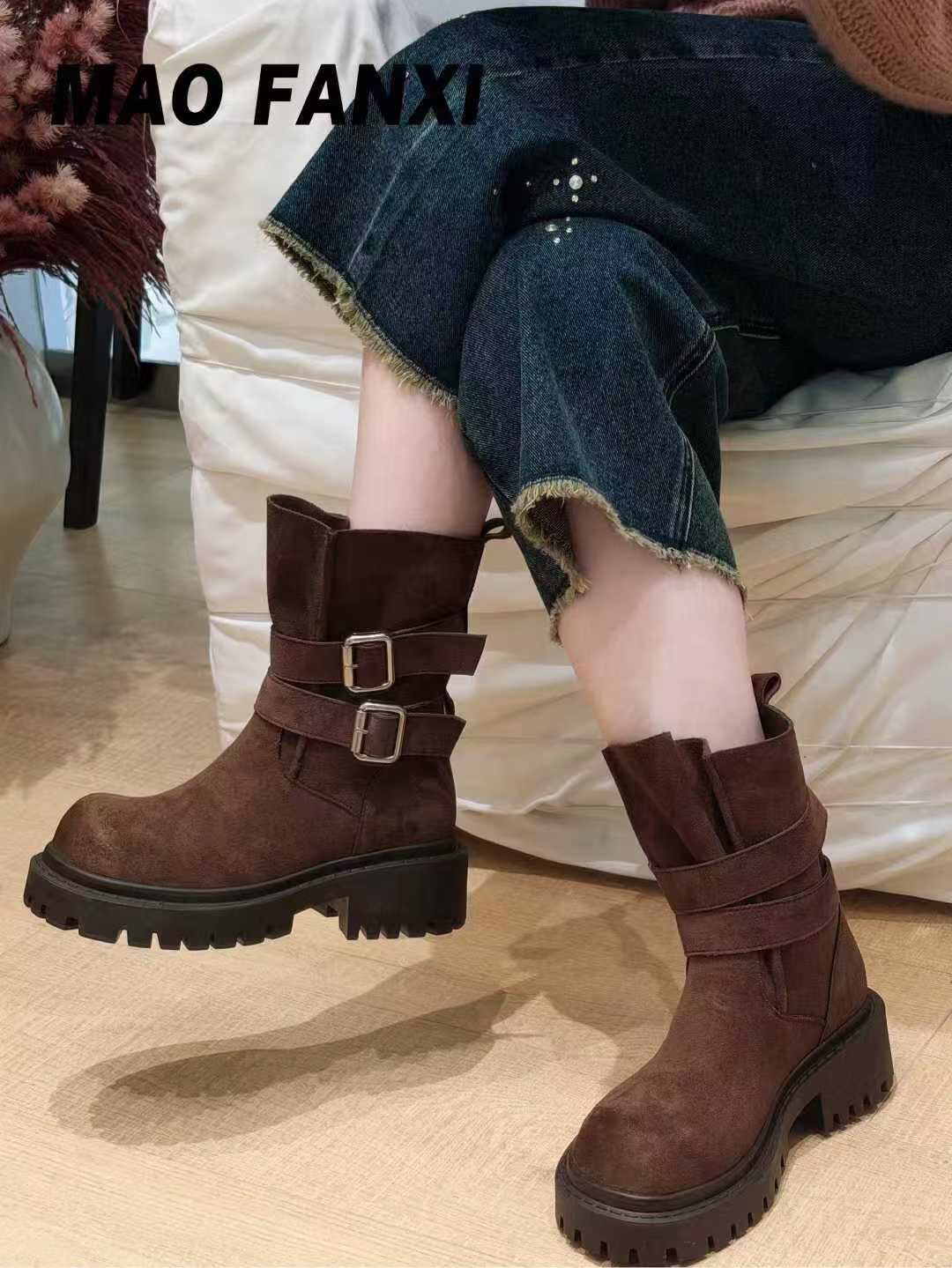 欧货牛皮女鞋2025新款真皮圆时装靴