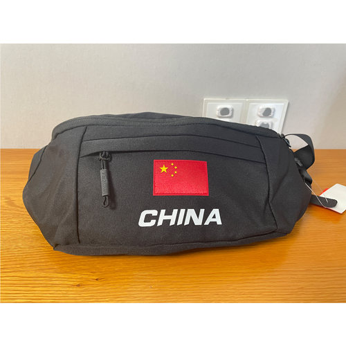 李宁运动乒乓球腰包斜挎包单肩包