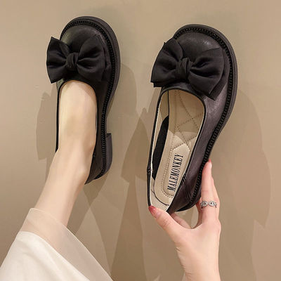 法式平底小皮鞋女2026春夏新款英伦风百搭一脚蹬单鞋孕妇乐福鞋