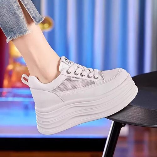 厚底小白鞋女2026春季新款休闲百搭单鞋女运动鞋板鞋网面透气8cm