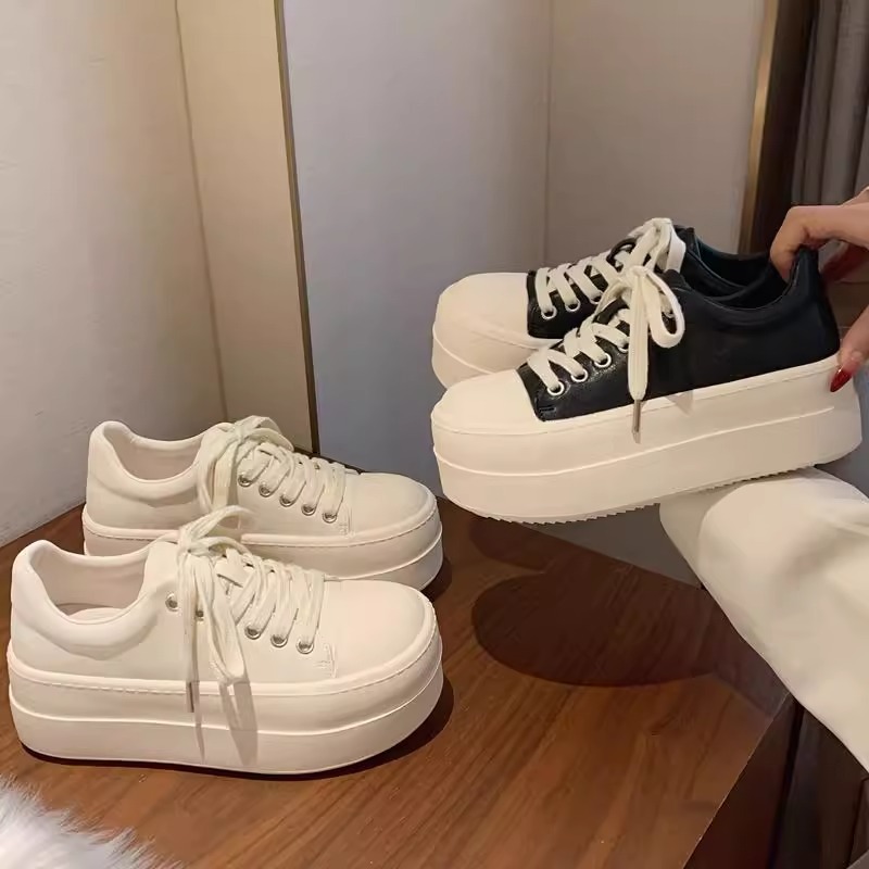 厚底小白鞋女款2026年春季百搭松糕鞋休闲小个子轻便复古显高板鞋