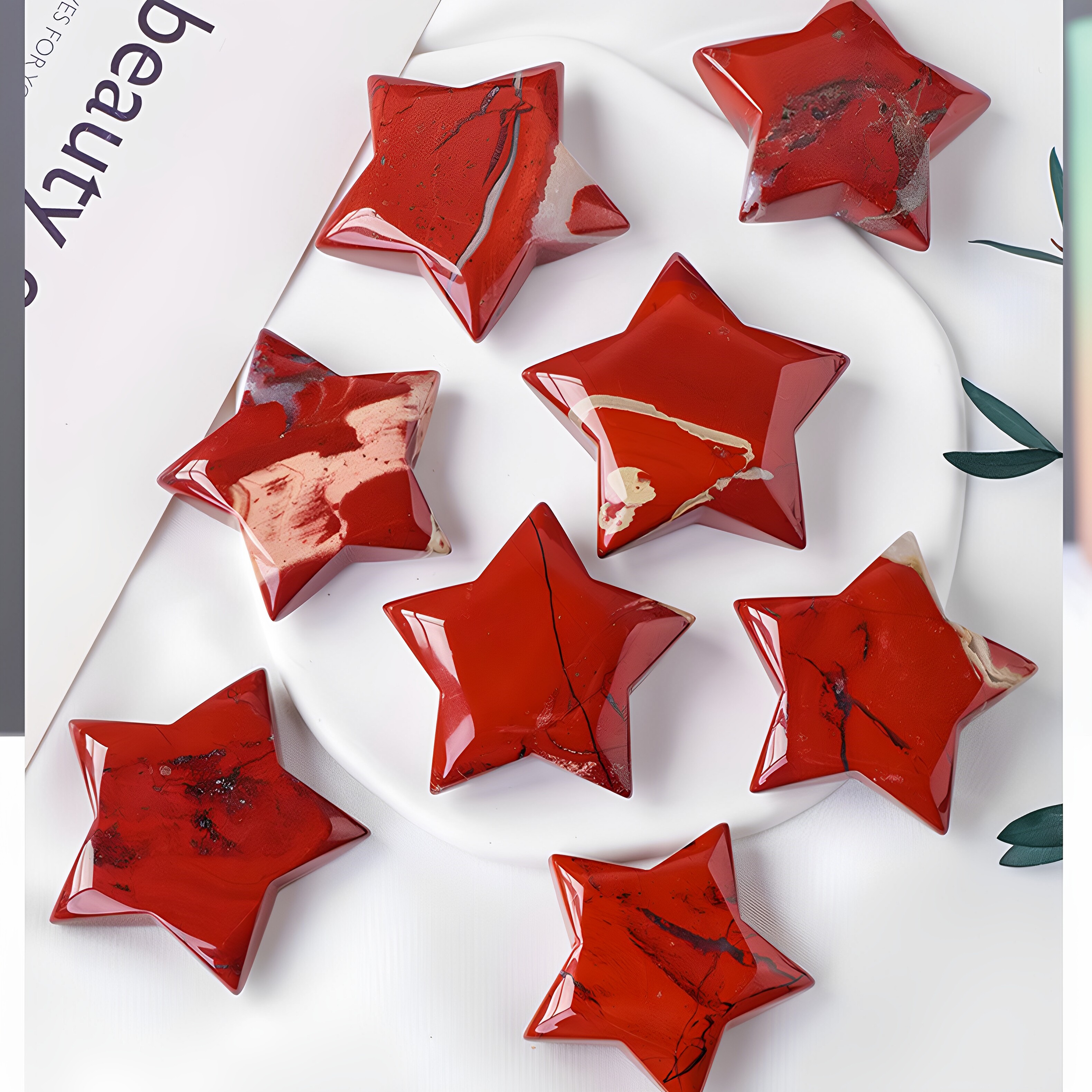 天然水晶红碧玉五角星摆件 水晶玉石原石打磨星星把玩装饰摆件