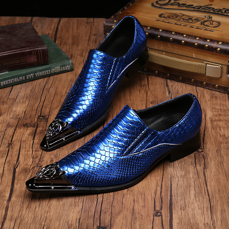 红色尖头套脚宴会发型师走秀皮鞋