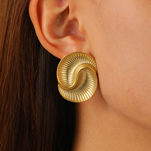 Titanium water drop texture spiral earrings female 保色耳钉