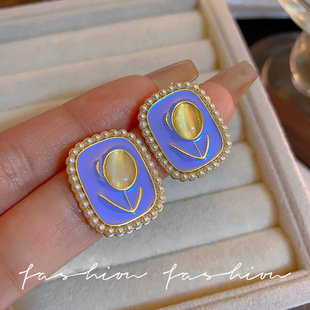 Silver Cat's eye stone tulip flower Pearl fresh earring girl