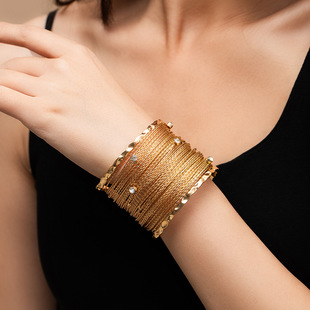 Bohemian exaggerated wide edge diamond studded bracelet 手饰