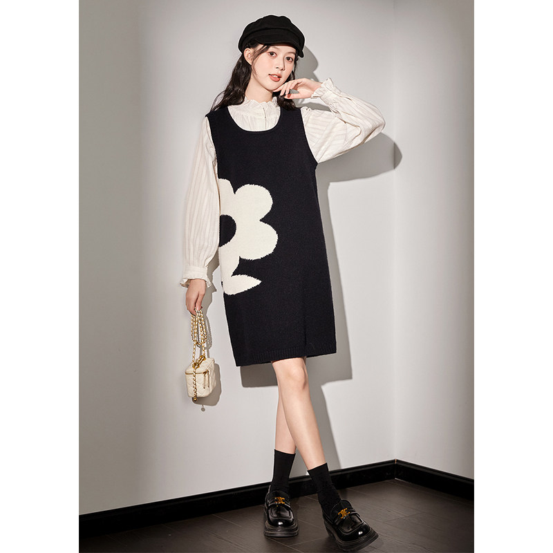 唐狮黑色花朵背心裙女小个子入秋连衣裙秋冬季背带裙毛衣马甲裙y6