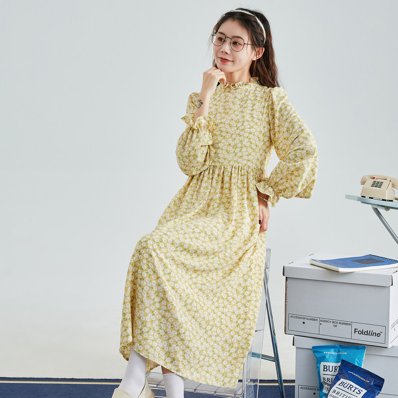 唐狮碎花连衣裙2022年早春新款女温柔气质长袖内搭打底裙长款裙子