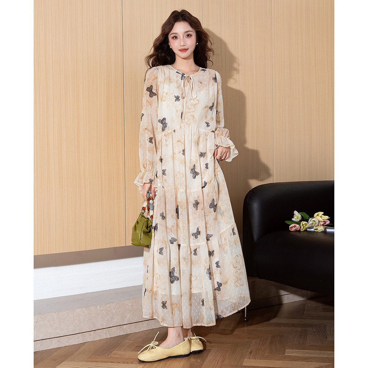 唐狮长袖连衣裙女2026春季新款巨好看裙子印花显瘦高级感气质长裙