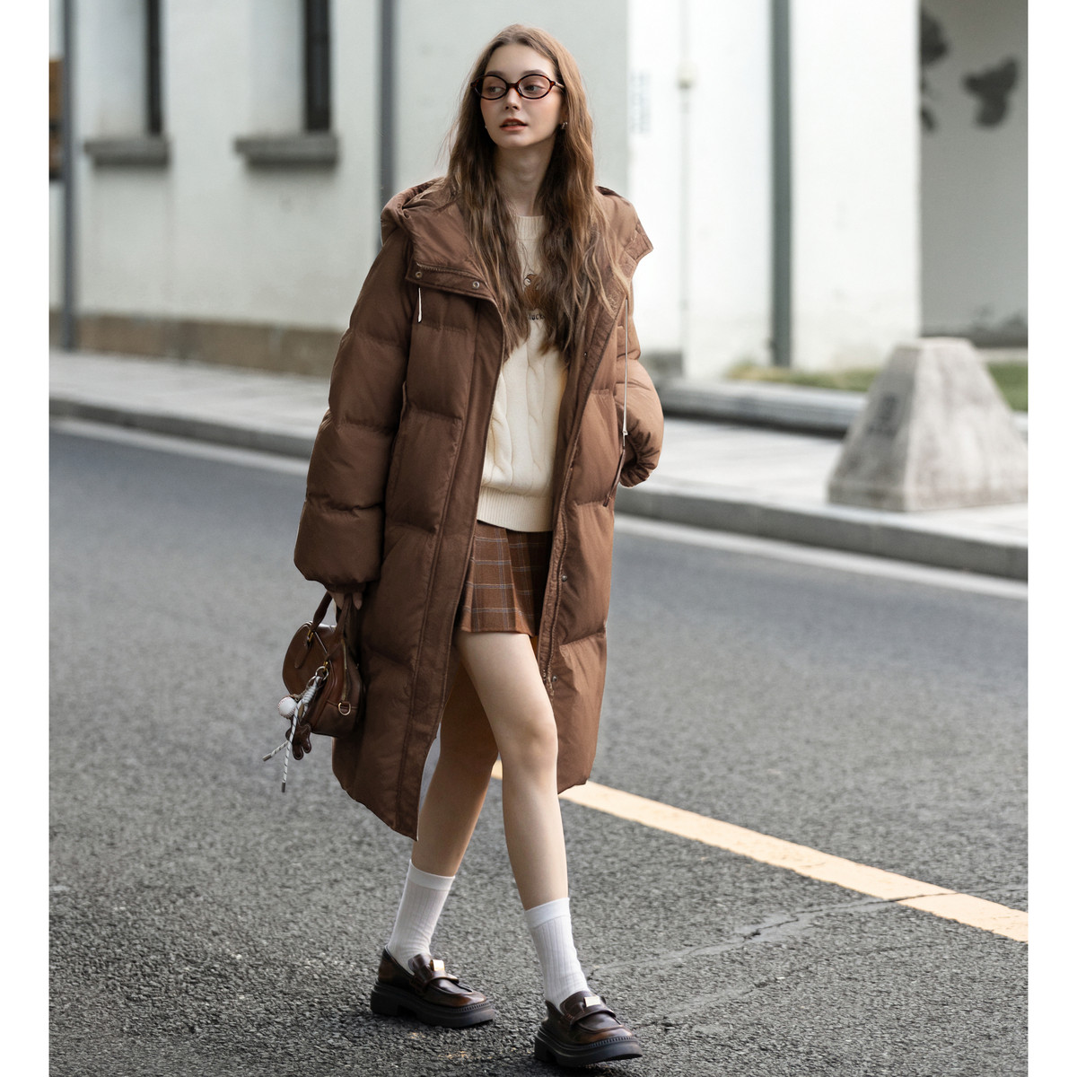唐狮2025秋冬季女连帽长款羽绒服加厚保暖棕咖羽绒外套超好看时尚
