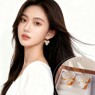 唐狮2025小众设计花朵耳环女金色高级感气质耳坠显脸小耳饰