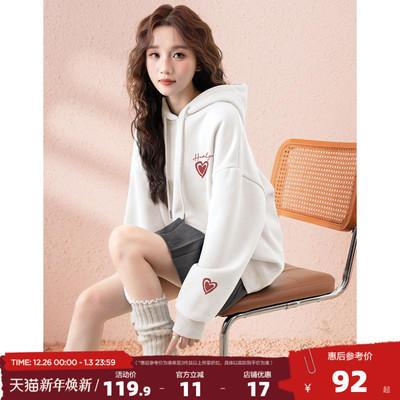 唐狮2025春夏新款女连帽卫衣百搭白色套头衫爱心设计感潮流爆款pc
