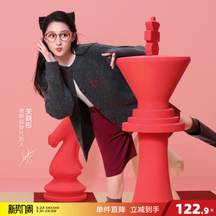 女圆领套头净色爱心钮扣外套 唐狮2026秋冬毛衣开衫 关晓彤同款