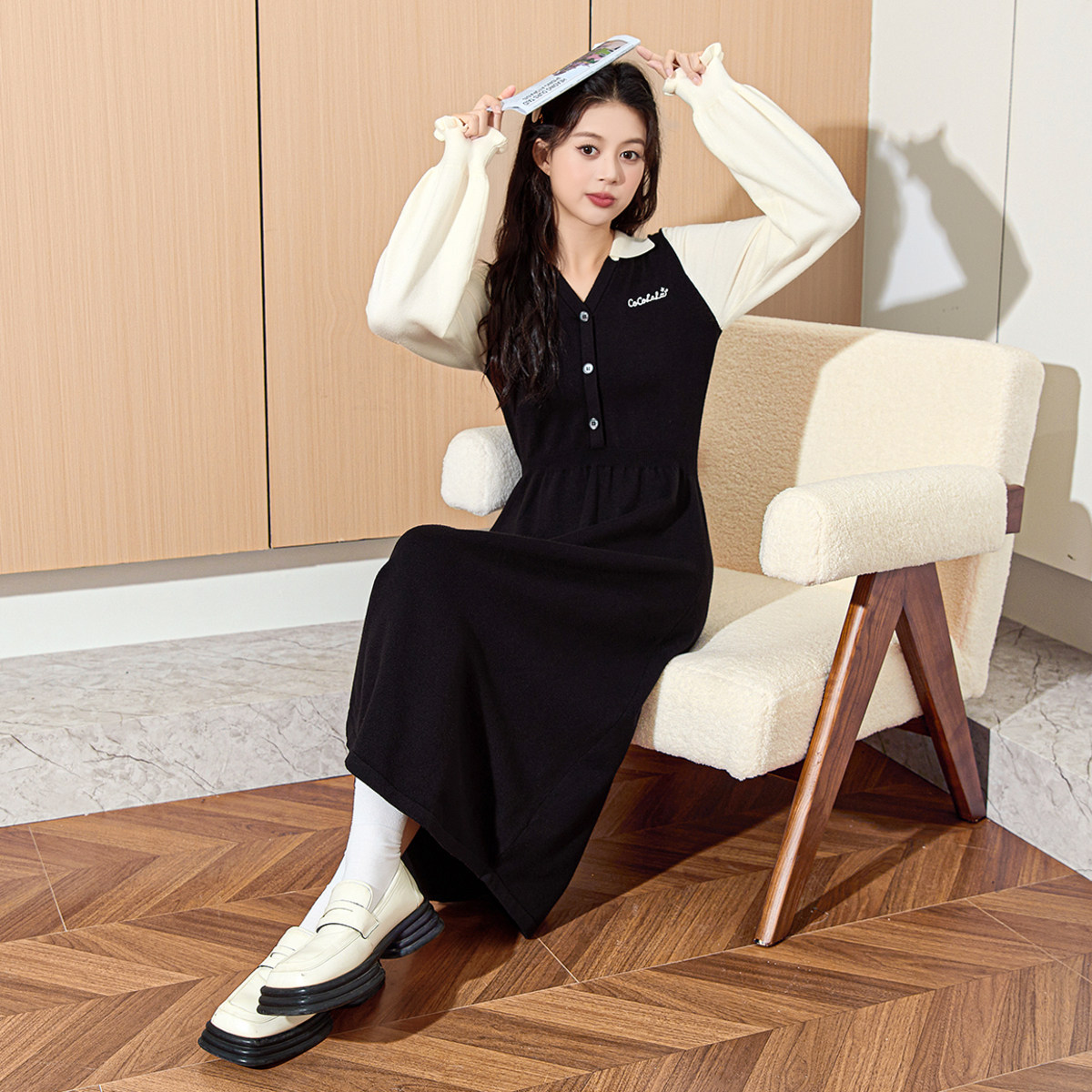 唐狮小个子初秋连衣裙冬季新款假两件针织毛衣裙长袖黑色裙子y7