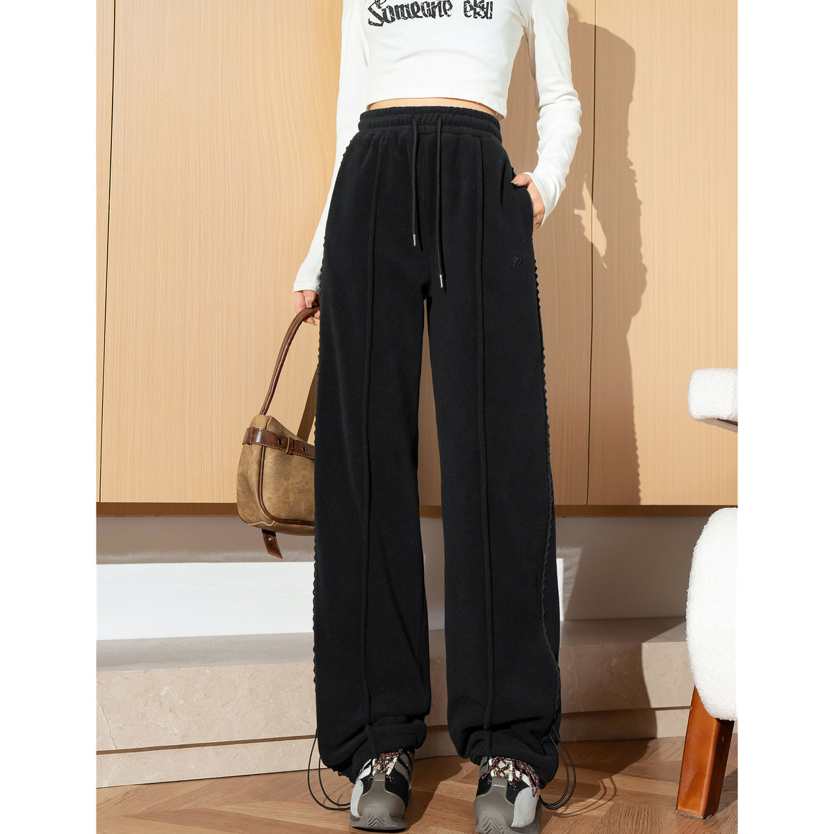 唐狮休闲裤2024秋冬新款加厚摇粒绒阔腿裤女黑色拼接设计感裤子kz