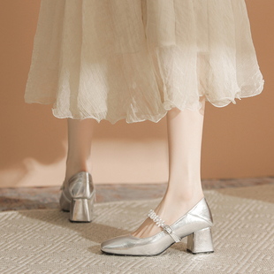 高跟鞋 珍珠银色漆皮浅口玛丽珍单鞋 上班通勤5cm跟粗跟不累脚法式