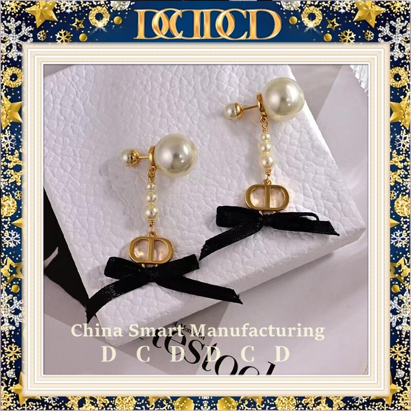 D C D D C D家黑色缎面蝴蝶结耳环女高级感CD新款吊坠双珍珠耳环